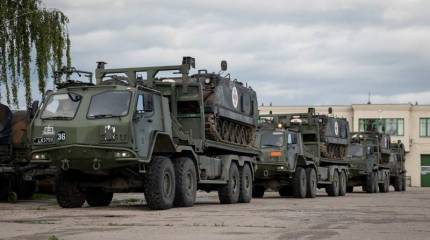 Глава МИД Литвы Габриэлюс Ландсбергис пообещал поставить Киеву две партии бронетранспортёров