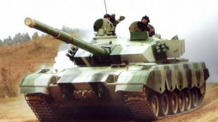 Китайская армия продемонстрировала журналистам свой танковый потенциал