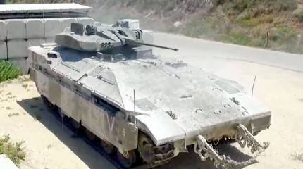 Израильский тяжелый бронетранспортёр Namer получит двигатели из США