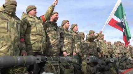 Очередной отряд добровольцев, прошедший обучение в Чечне, отправился в зону СВО