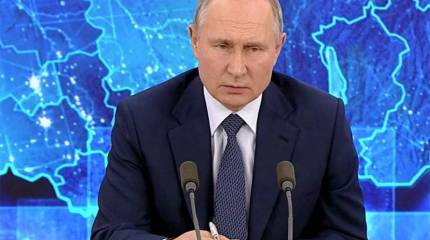 Президент - западному журналисту: По сравнению с Западом Россия действительно белая и пушистая