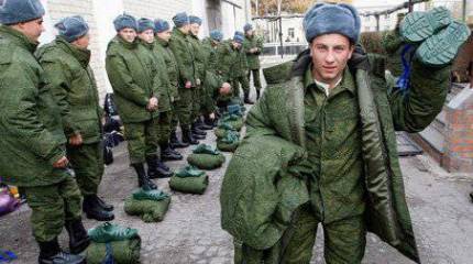 Военкоматы ждут 140140 новобранцев