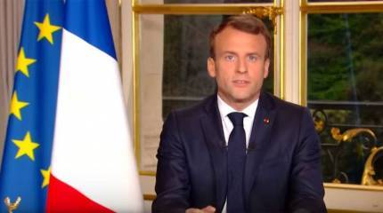 Макрон напомнил Зеленскому: Минские соглашения утверждены Совбезом ООН