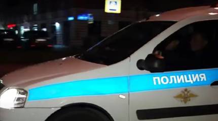 В Санкт-Петербурге полиция ищет неизвестного, залившего монтажной пеной дверь в квартиру российского военкора