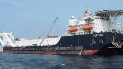 Трубоукладочная баржа «Фортуна», достраивающая «Северный поток - 2», сменила владельца