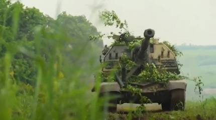 Расчёты 152-мм САУ «Мста-С» уничтожили бронетехнику ВСУ высокоточными снарядами «Краснополь»