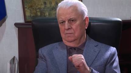 Кравчук на переговорах по Донбассу «обозначит красные линии, как делал в 1991 на беловежской встрече»
