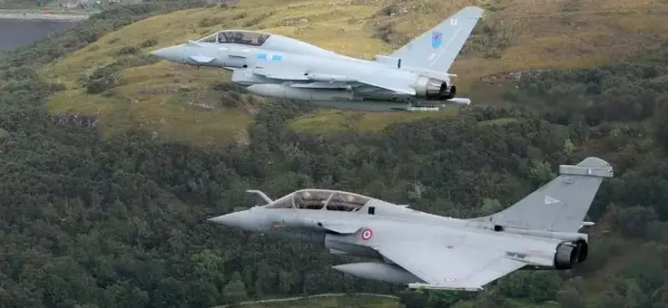 Rafale против Typhoon: делаем ставки кто кого?