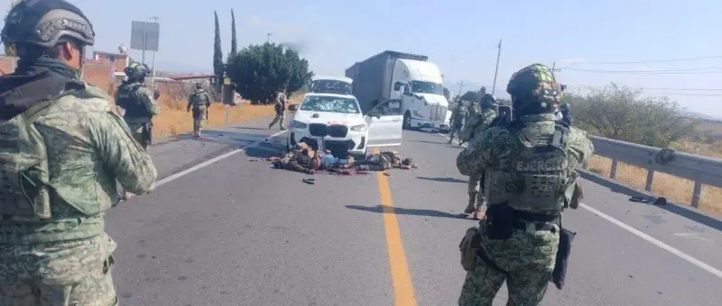 «Мы здесь власть»: в Мексике боевики развязали террор на улицах после убийства главы наркокартеля