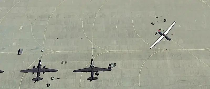 Разведывательная авиация ВВС США на спутниковых снимках