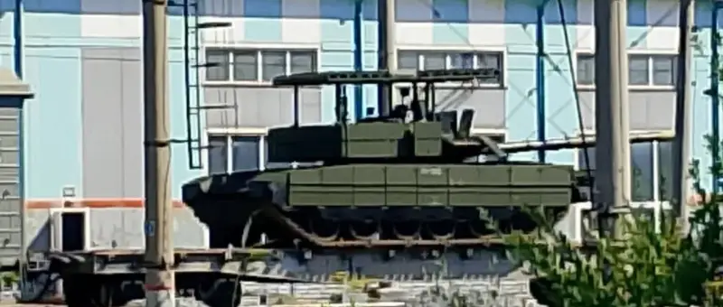 О том, как усилили защиту танков Т-80БВМ новых партий