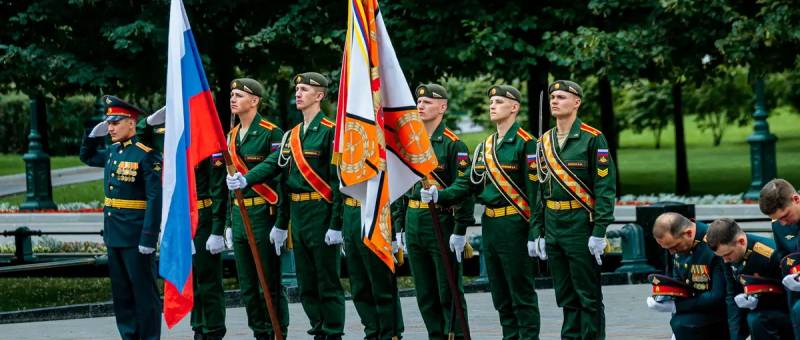 Renesans: Nowe szkoły dla armii rosyjskiej