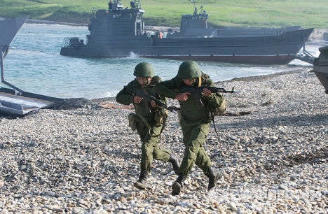 Морская пехота на учениях "Восток 2010"