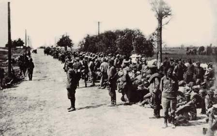 Prisioneros del Ejército Rojo en los campos polacos.