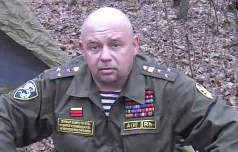 6日目のサラトフ近郊の森で、保護区の大佐が飢えている