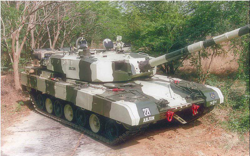 주요 전투 탱크 (8의 일부) - Arjun, 인도