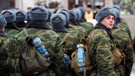O Ministério da Defesa da Rússia está retornando para um aumento de pessoal contratado