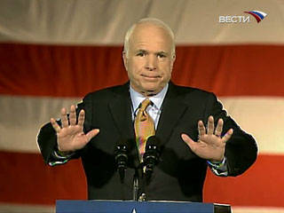 McCain: seria ótimo para matar Gaddafi