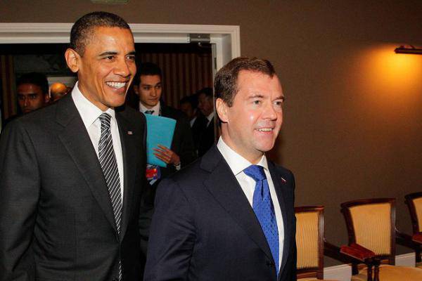 D. Medvedev silah yarışını 2020’a kadar erteledi
