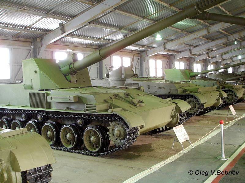 Mastodonti antitanc: SU-152P și Object 120 „Taran”. URSS