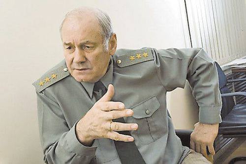 Savunma sanayinin bozulması ve kağıdın ABD'den yalvarıyor. Leonid Ivashov