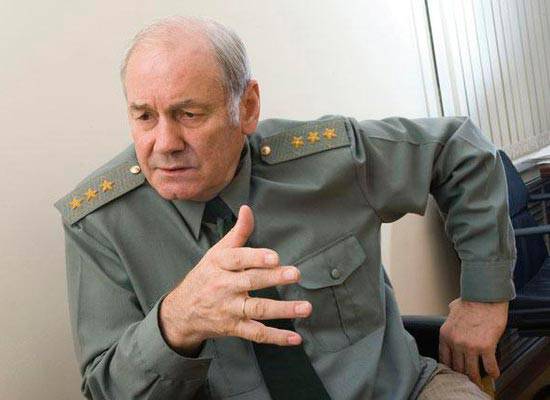 레오 니드 이바 쇼프 (Leonid Ivashov) : "육군은 내부 항의를 억제하기 위해 적응할 것"