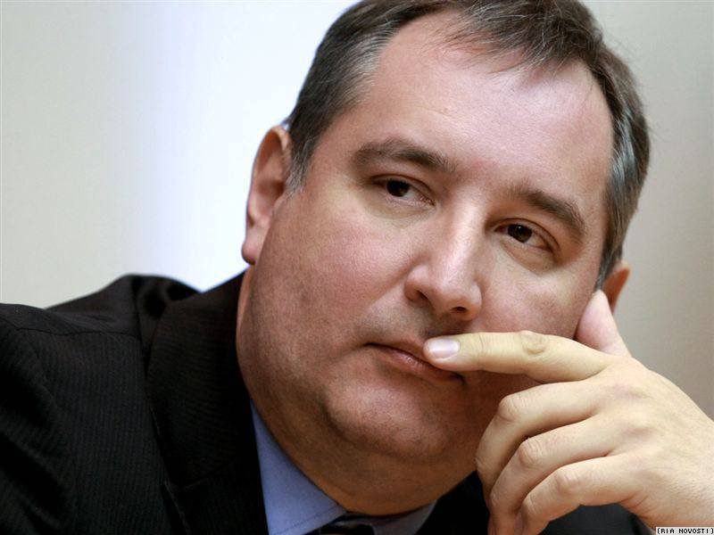 Rogozin: Russia asks not to park a NATO tank at its entrance