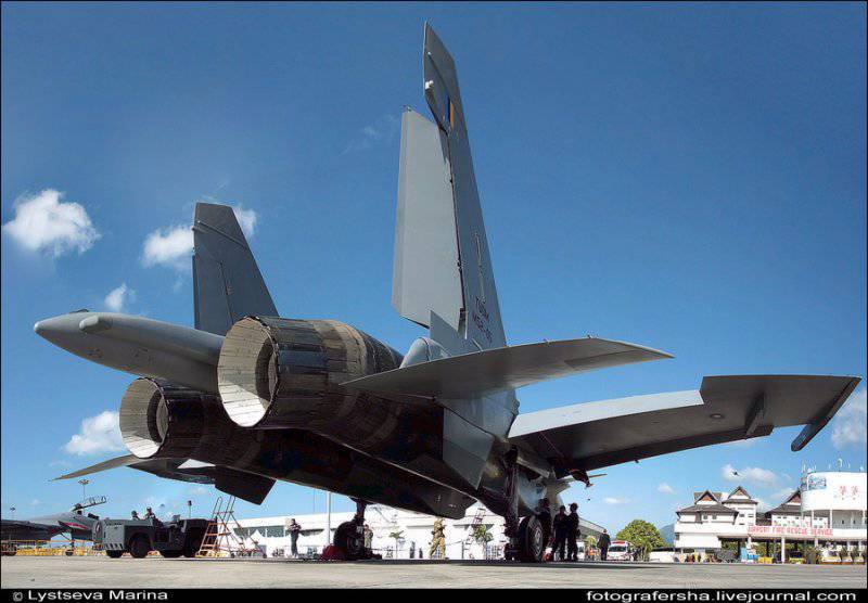 Les nouveaux avions de chasse russes en Malaisie