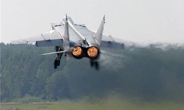 Силы ВВС и ПВО переведены на усиленный режим несения боевого дежурства Силы ВВС и ПВО переведены на усиленный режим несения боевого дежурства