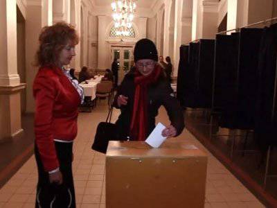 Cuộc trưng cầu dân ý của Latvia. Hầu hết công dân chống lại tiếng Nga như một ngôn ngữ nhà nước thứ hai