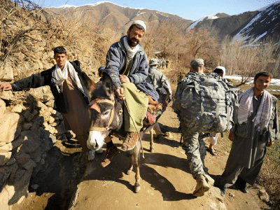 США начинают выводить войска из Афганистана, оставляя «учебную армию»