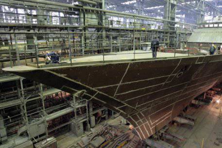 俄罗斯造船厂建造了四十多艘战舰。