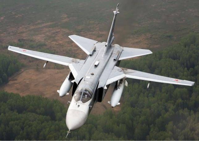 37  лет  назад начались войсковые испытания фронтового бомбардировщика Су-24