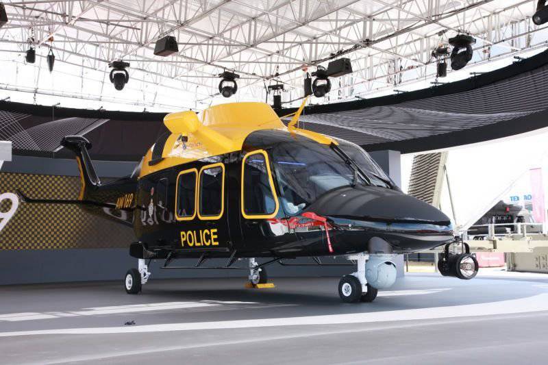 Универсальные транспортные вертолеты итальянского производства -  AW169 и AW189