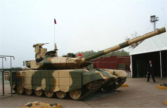 Venäläinen modernisoitu T-90S ja BMPT "Terminaattori" Pariisin näyttelyssä "Eurosatory"