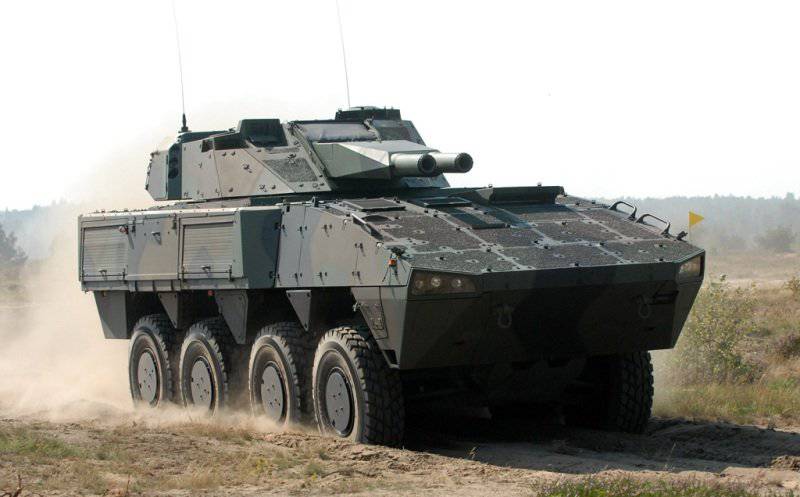 Finlands president: "Den ryska militären vill köpa 500 finska Patria-stridsfordon"