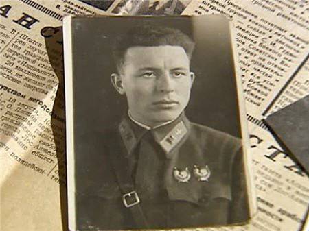 Il famoso aviatore domestico Victor Lavsky morì