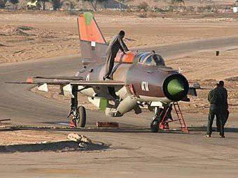 Três pilotos da Força Aérea Síria fugiram para a Jordânia