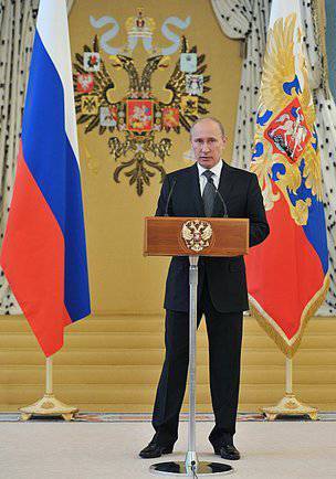 Vlagyimir Putyin gratulált a katonai akadémiákat és egyetemeket végzetteknek a sikeres diploma megszerzéséhez