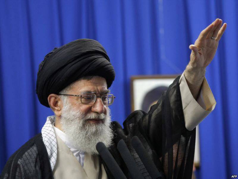 Ayatollah Khamenei instou cidadãos iranianos a se prepararem para a guerra