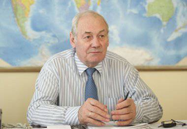 Leonid Ivashov: “Rusya, özellikle Çin ve Hindistan yakın olduğunda, saldırması, saldırması gerekiyor”