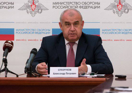 Alexander Suchorukov řekl zástupcům médií o vybavení ozbrojených sil moderními zbraněmi