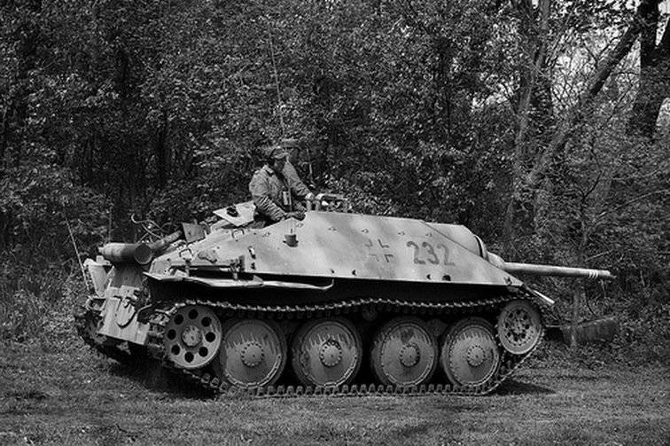 Véhicules blindés de l'Allemagne pendant la seconde guerre mondiale. Chasseur de chars Jgd Pz 38 (t) "Hetzer"