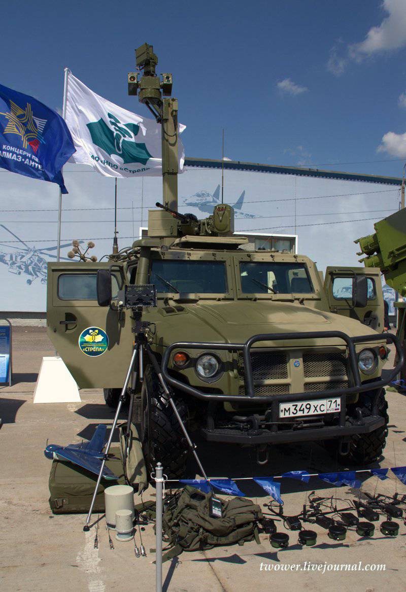 SBRM szolgálati-harc felderítő jármű