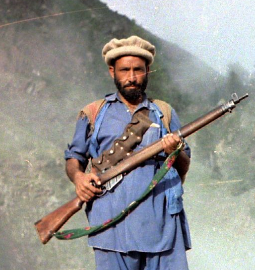 1346108989 kunar august85 with enfield