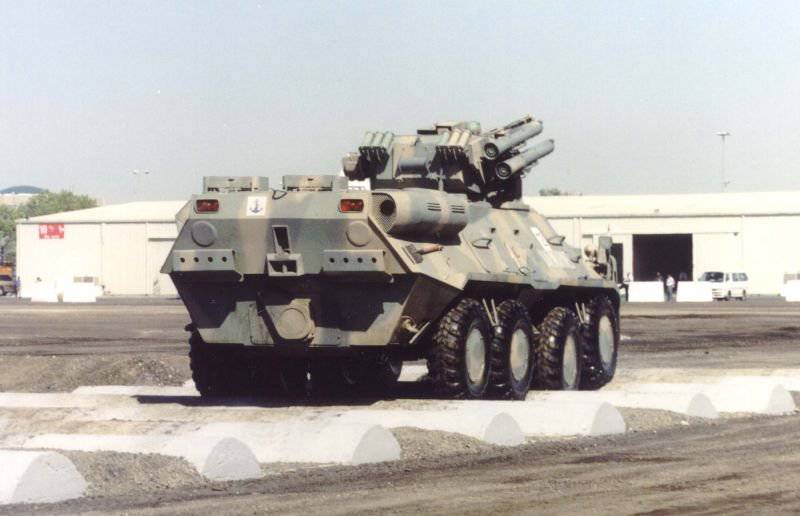 BTR -3U - BM "Flurry"가 장착 된 장갑차