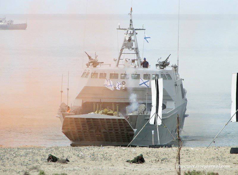 Los marines de la flotilla del Caspio recibirán tres barcos Serna en dos años.