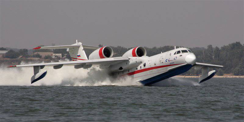 그들을 괴롭히는 군. 그들에게. Gm Beriev는 수륙 양용 비행기 Be-200의 배달을 2013의 러시아 군대에 착수 할 계획이다.