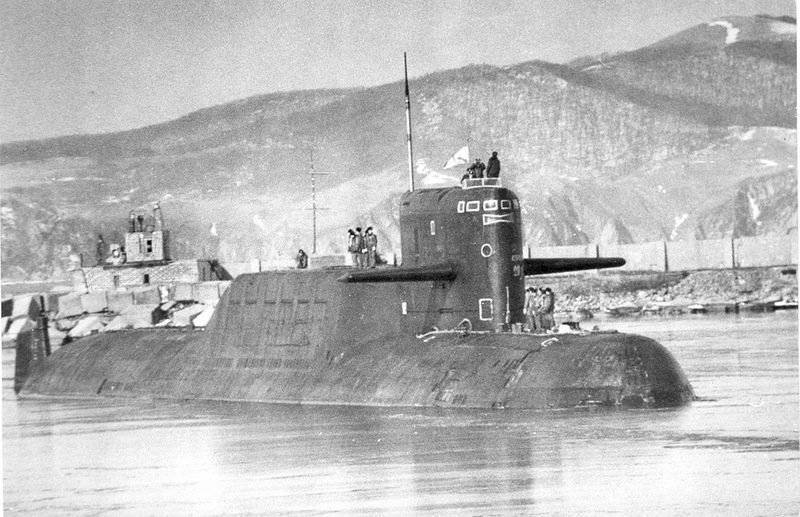 Submarinos nucleares com mísseis balísticos. Rascunho 667-B "Moray" (classe Delta-I)