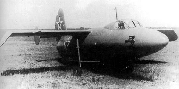 Soviet experimental aircraft "4302"